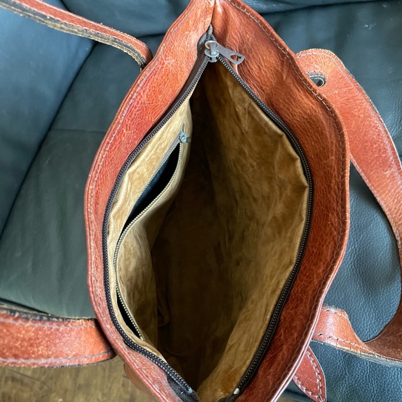 Women’s Artisanal Leather Tote Bag Cognac Minimal Handcrafted Vintage Style - Picture 5 of 11